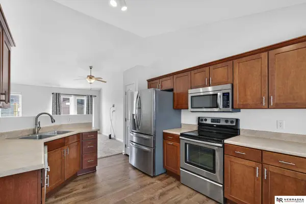 14613 Knudsen ST, Omaha, NE 68007