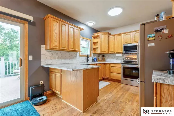 7814 Phares Drive, Lincoln, NE 68516