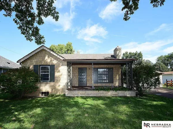 5040 Dudley Street, Lincoln, NE 68504