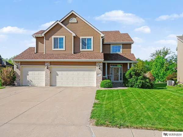 4230 N Branch DR, Omaha, NE 68116