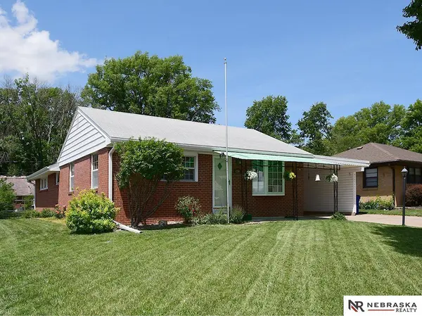 4201 Dunn AVE, Lincoln, NE 68502