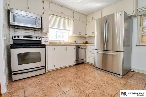 4338 D Street, Lincoln, NE 68510