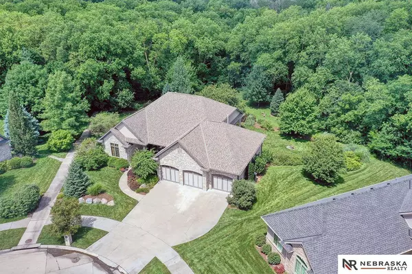 1744 W Set Aside Circle, Lincoln, NE 68523