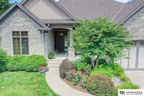 1744 W Set Aside Circle, Lincoln, NE 68523