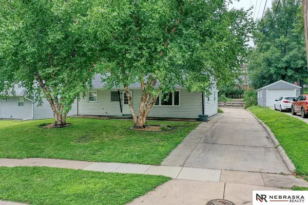 3901 Dunn Avenue, Lincoln, NE 68502