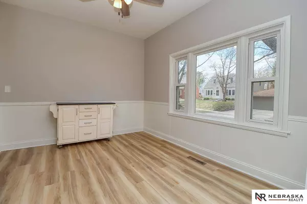 2601 Woodsdale Boulevard, Lincoln, NE 68502