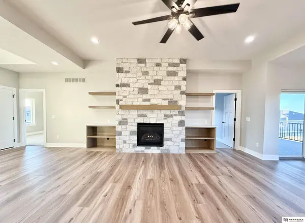 7630 Ponce Drive, Lincoln, NE 68516