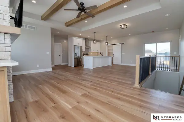 7755 Aero CIR, Lincoln, NE 68516