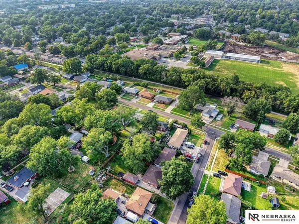 901 N 58th ST, Lincoln, NE 68505
