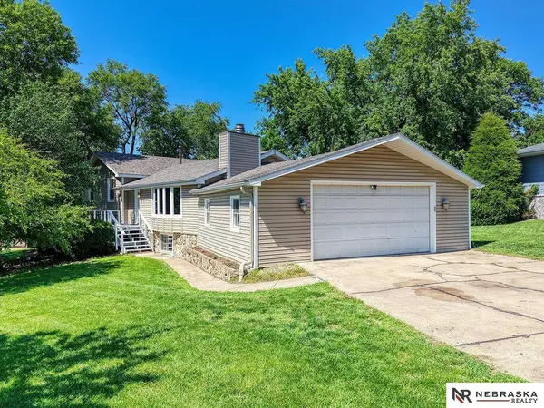 1622 14th ST, Auburn, NE 68305
