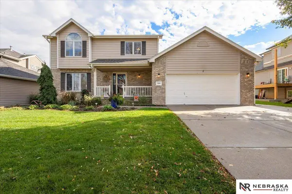 7656 S 37th Street, Lincoln, NE 68516