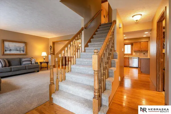 7656 S 37th Street, Lincoln, NE 68516