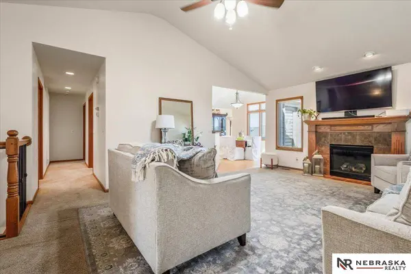 9040 S 30th Street, Lincoln, NE 68516