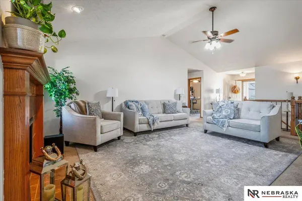 9040 S 30th Street, Lincoln, NE 68516