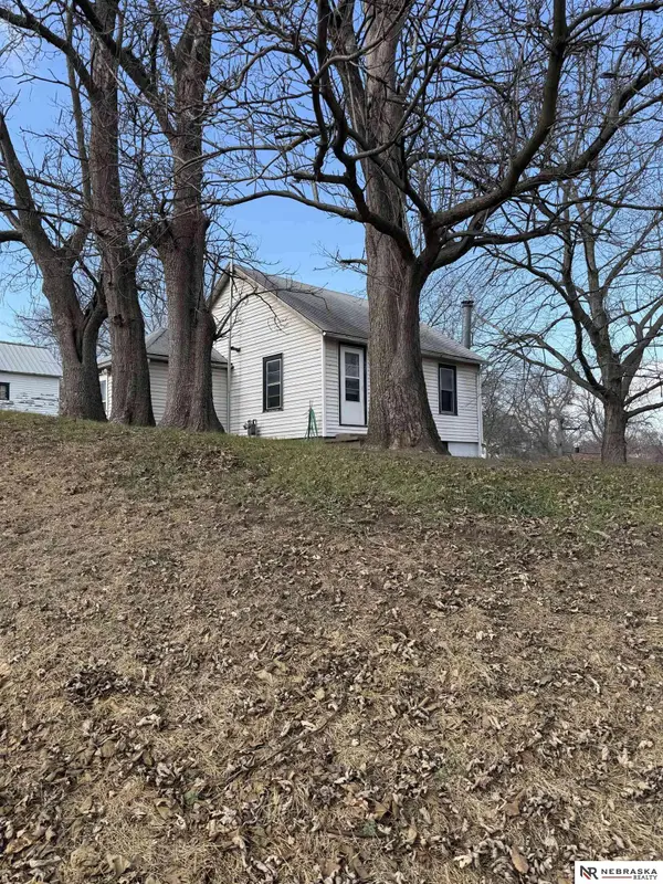 621 Main Street, Louisville, NE 68037