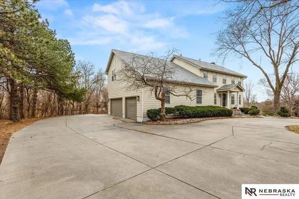 8341 Water Tower Court, Lincoln, NE 68516
