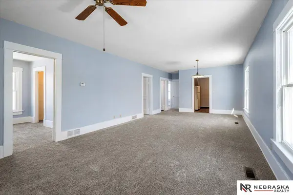 823 8th Street, Fairbury, NE 68352