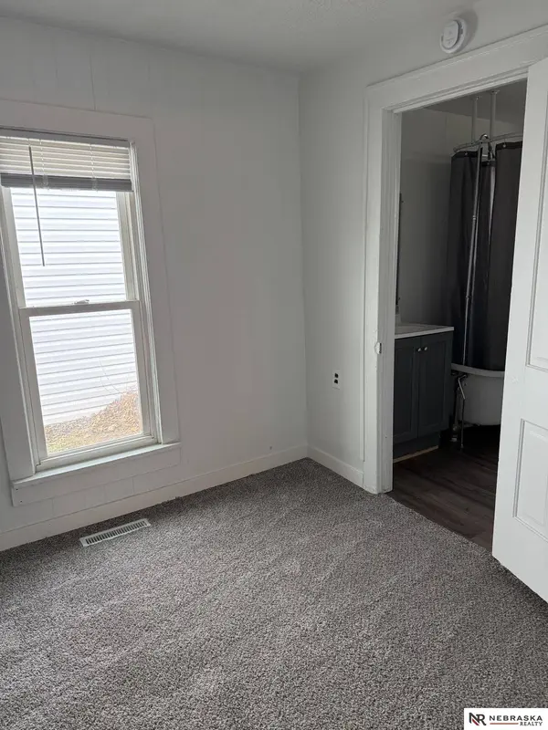 434 S 2nd ST, Seward, NE 68434