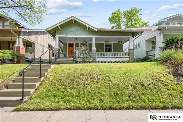 2761 Garfield ST, Lincoln, NE 68502