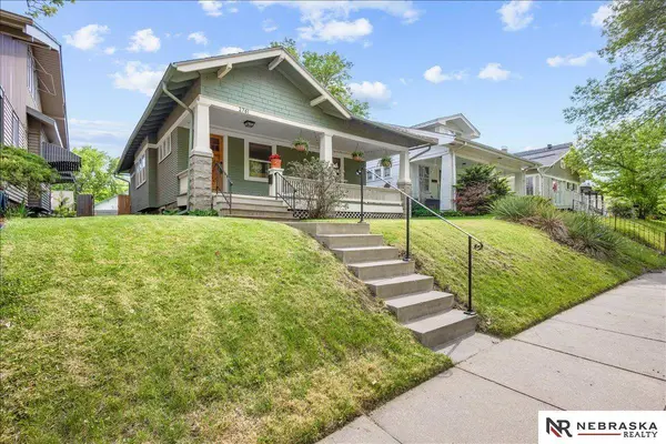 2761 Garfield ST, Lincoln, NE 68502