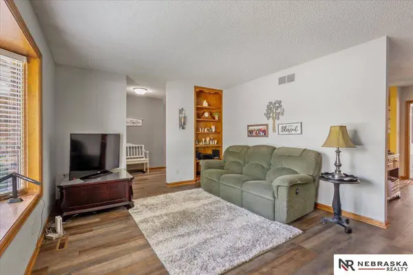 3520 S Hope CT, Lincoln, NE 68502