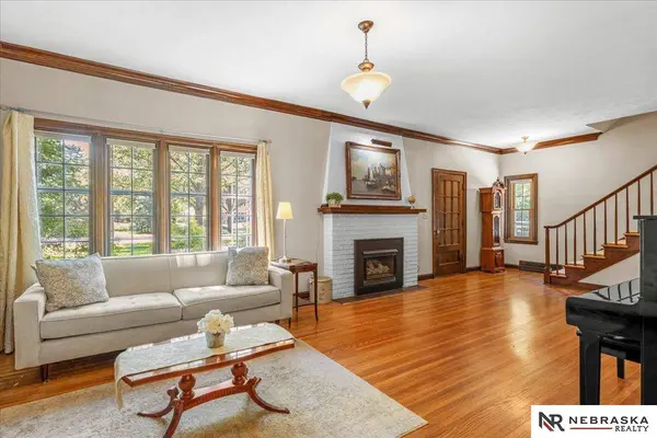 3172 Sheridan BLVD, Lincoln, NE 68502