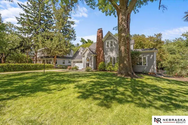 3172 Sheridan BLVD, Lincoln, NE 68502