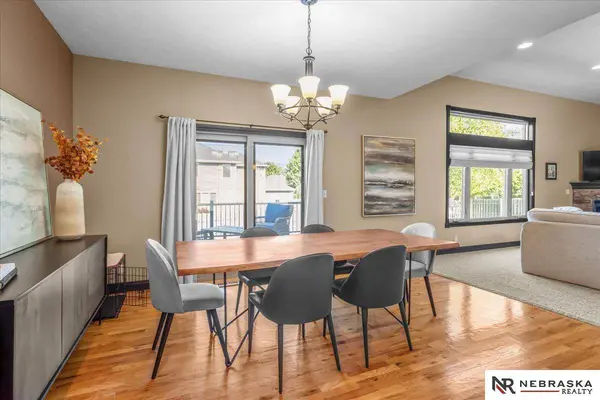 9423 S 28th ST, Lincoln, NE 68516