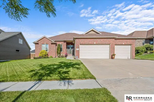 9423 S 28th ST, Lincoln, NE 68516