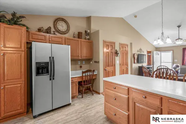 3917 Ballard CT, Lincoln, NE 68504