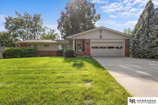 431 Lakewood DR