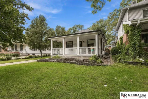 5660 Saylor ST, Lincoln, NE 68506