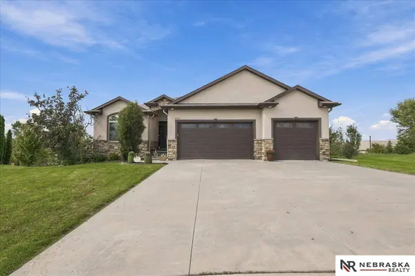 6301 Artisan CT