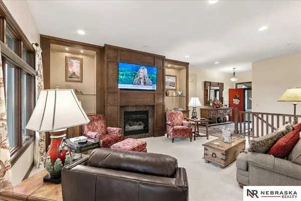 9163 Wishing Well DR, Lincoln, NE 68516