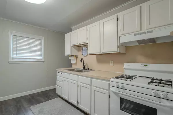 6638 Decatur Street, Omaha, NE 68104