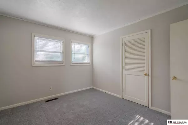 6638 Decatur Street, Omaha, NE 68104