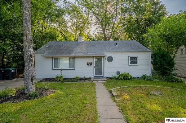 6638 Decatur Street, Omaha, NE 68104