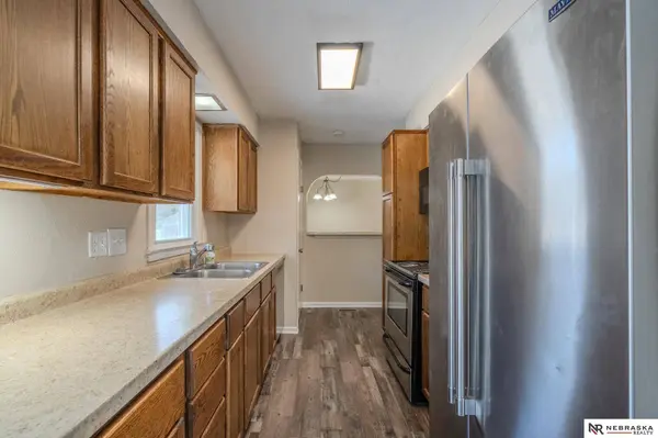 4929 N 95th Circle, Omaha, NE 68134