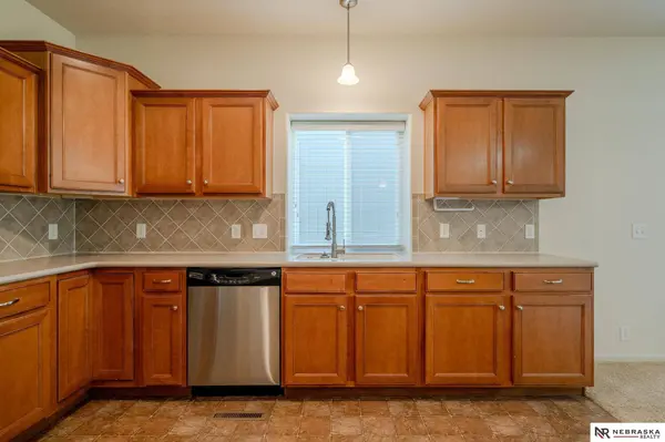 13707 S 14th ST, Bellevue, NE 68123