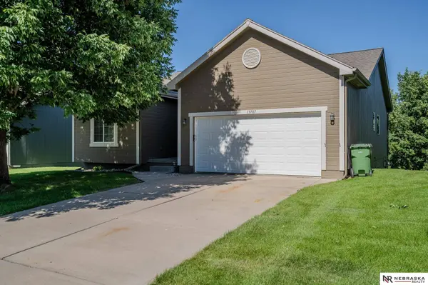 13707 S 14th ST, Bellevue, NE 68123