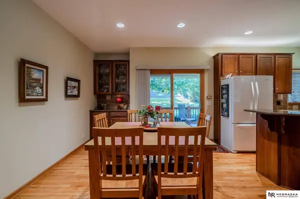 625 S 196th AVE, Elkhorn, NE 68022