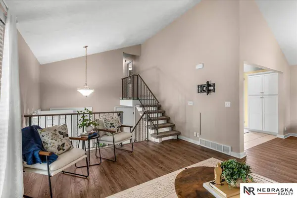 2527 N 131st CIR, Omaha, NE 68164