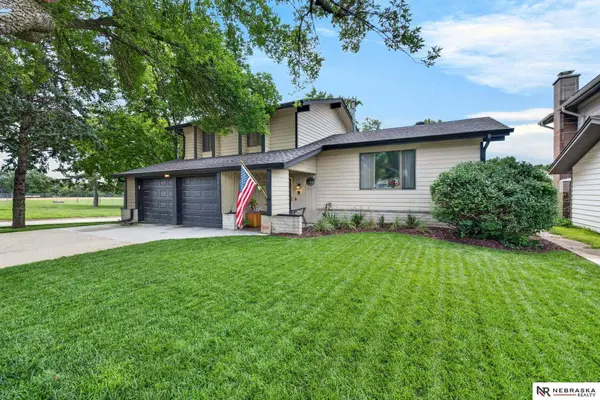 14205 Adams ST, Omaha, NE 68137