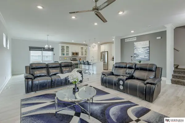 10213 N 152nd AVE, Bennington, NE 68007