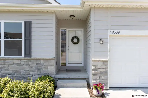 17089 Christensen RD, Gretna, NE 68028