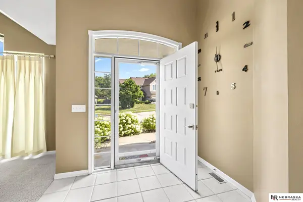 2505 Morrie DR, Bellevue, NE 68123