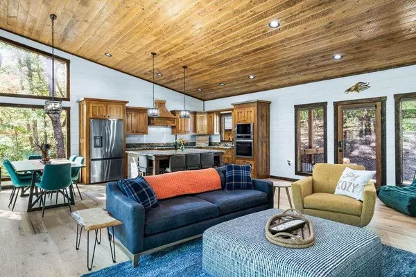 217 Goldmine RD, Morganton, GA 30560