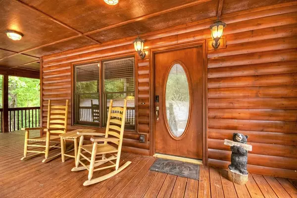 365 Trails End Summit, Ellijay, GA 30540