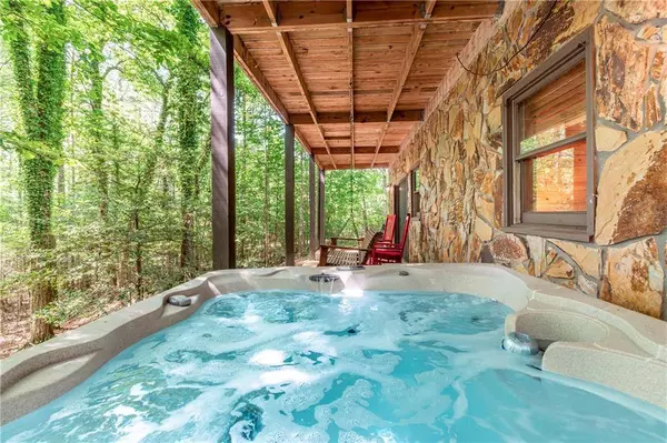 347 Dowd RD, Morganton, GA 30560