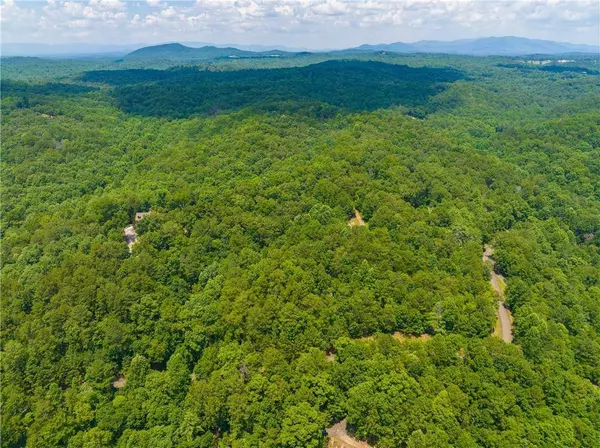 103R Mountain Creek Hollow DR, Talking Rock, GA 30175